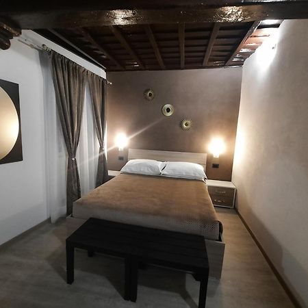 Appartement Viccinella House à Capranica Extérieur photo