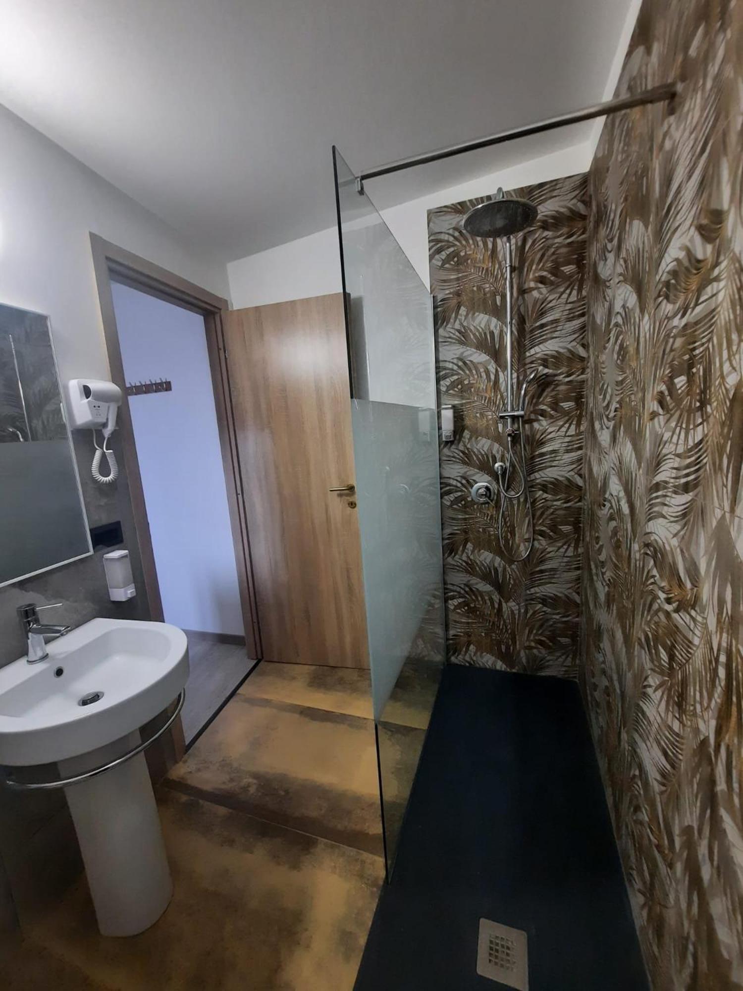Appartement Viccinella House à Capranica Extérieur photo