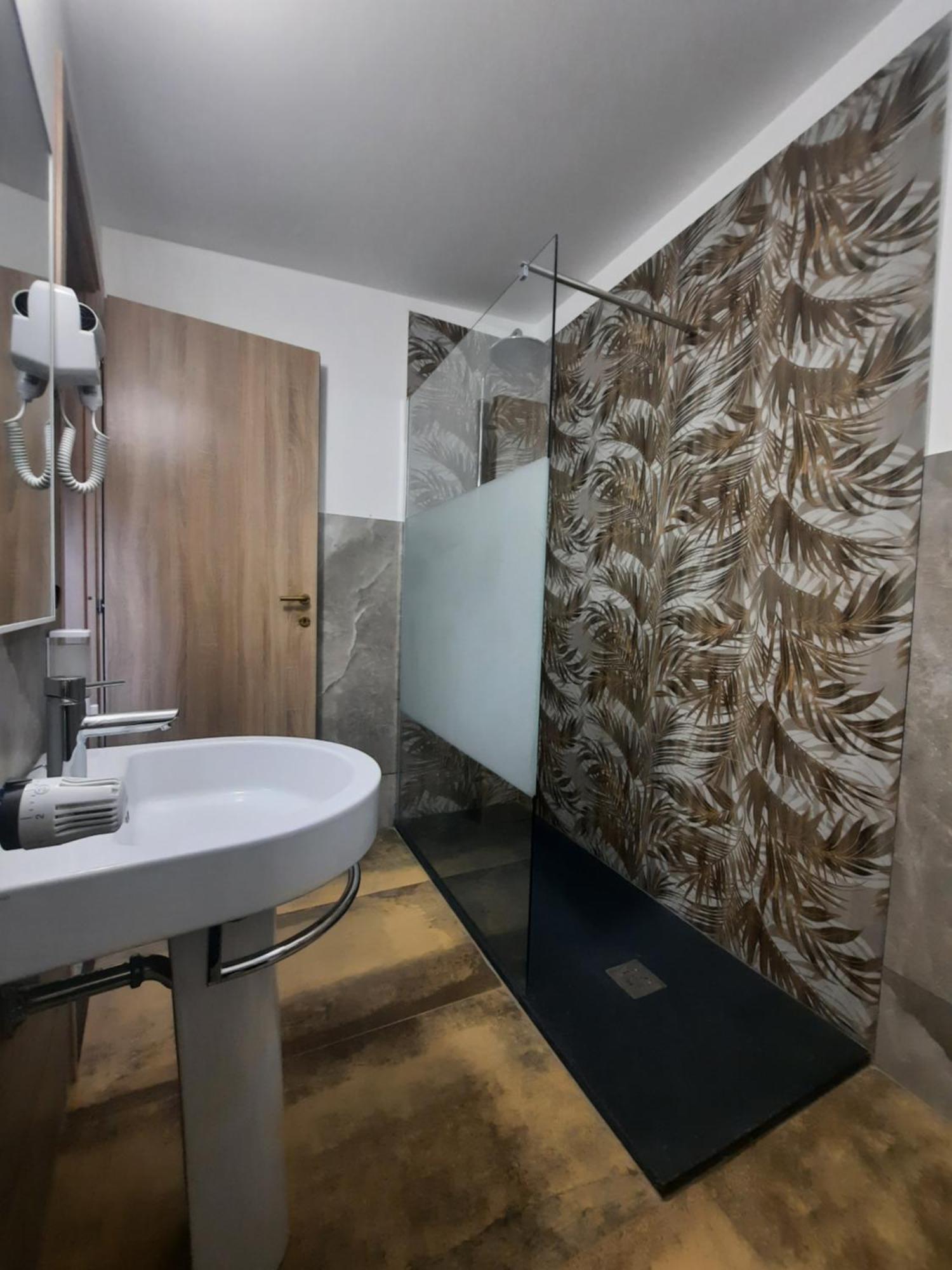 Appartement Viccinella House à Capranica Extérieur photo
